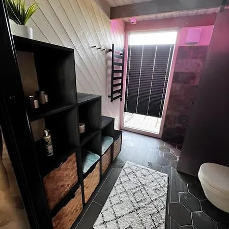 Feel The Breeze - Cozy Luxury