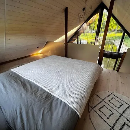 Feel The Breeze - Cozy Luxury